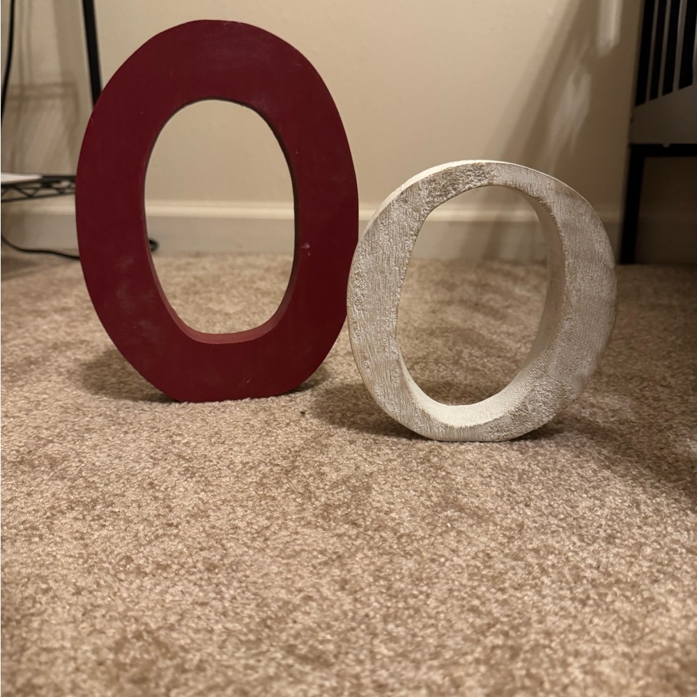 Red and White Decorative Letter O